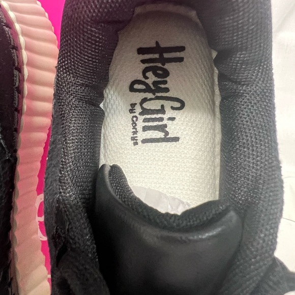 Corky’s Women’s Black Adventure Sneaker - Picture 4 of 7